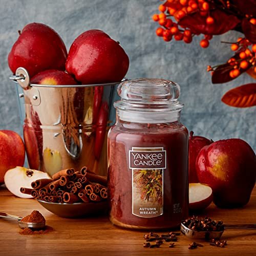 Yankee Candle Autumn Wreath Scented, Original Large Jar Candle, 22 oz